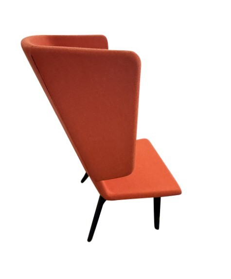 Gebrauchter Loungesessel mit hoher Lehne