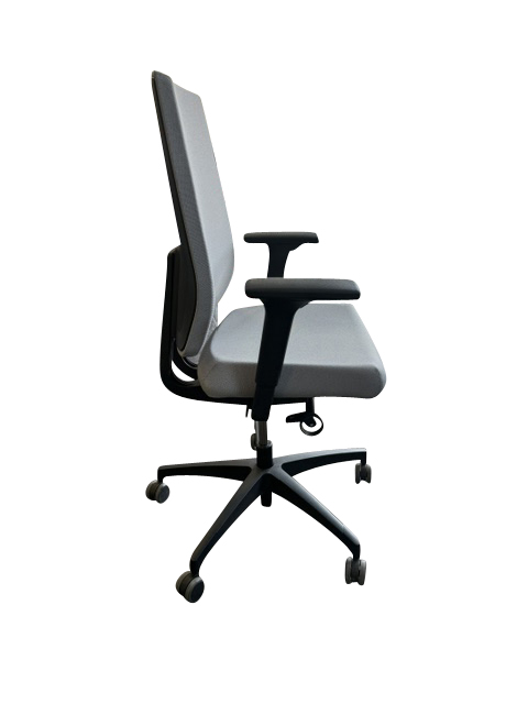 Günstiger Dauphin Bürodrehstuhl mit Armlehnen