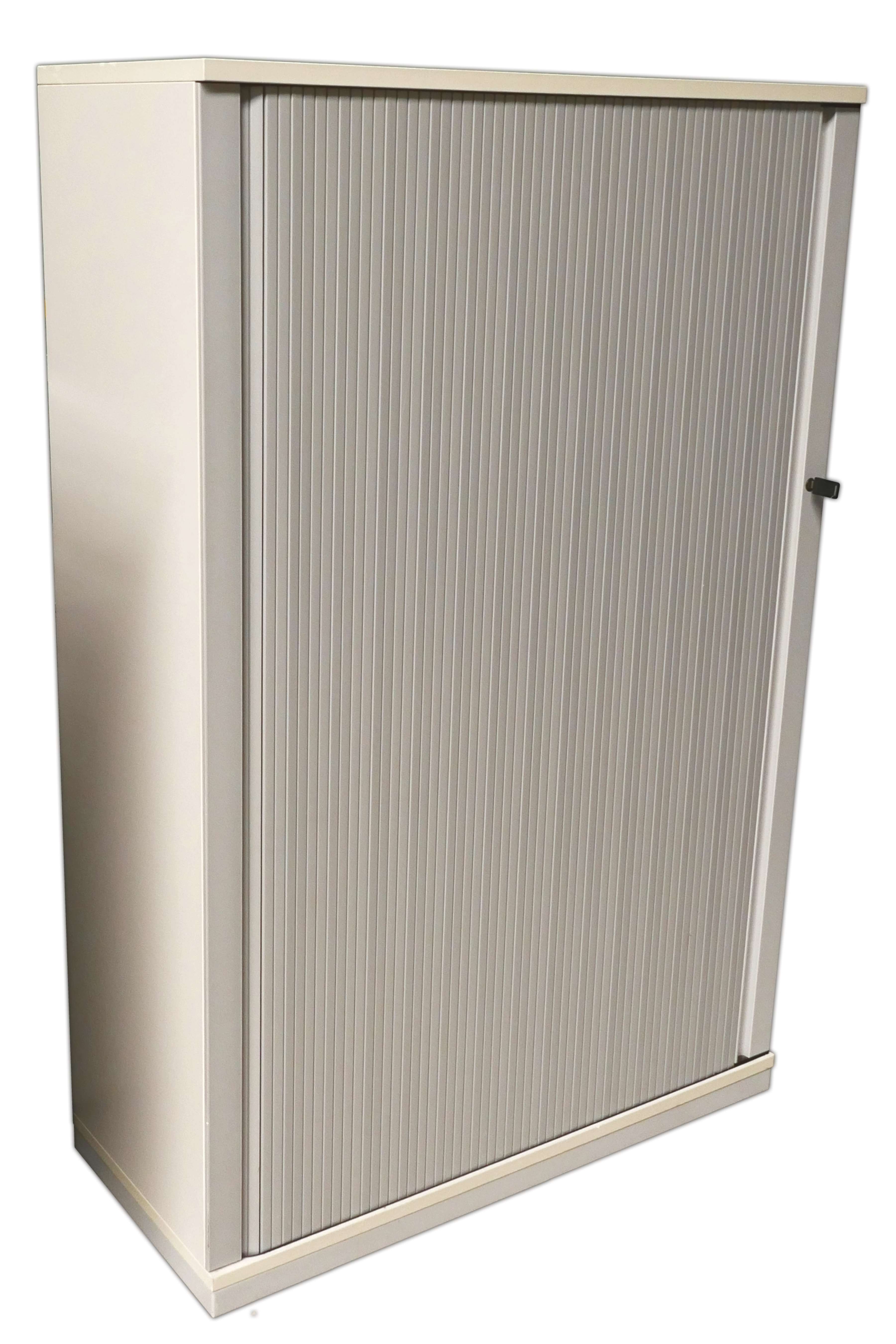 Gebrauchter, günstiger Steelcase Rollladenschrank - Aktenschrank