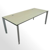 Gebrauchter Steelcase Schreibtisch - mit hochwertiger Vollkernplatte - Ahorn Hell Dekor
